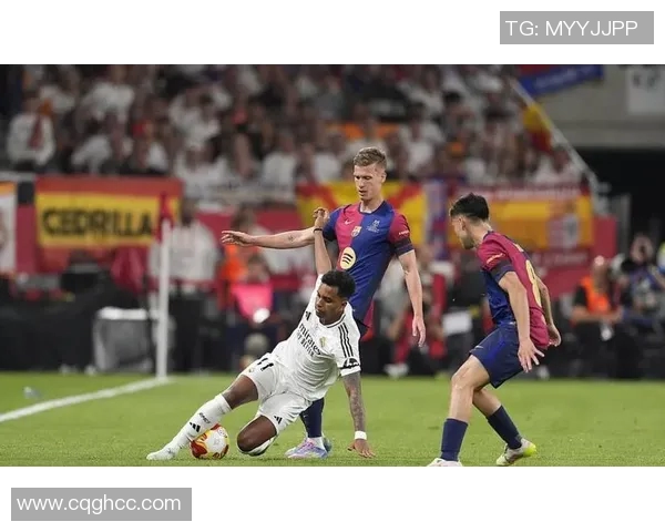 皇马与国足激战成和比分揭晓球迷热议赛事精彩瞬间